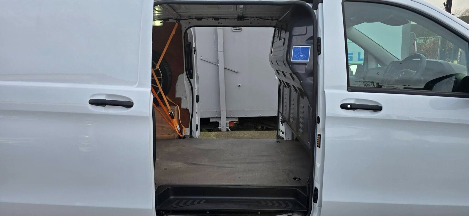 Used Mercedes-Benz Vito 2021 for sale - 77463020: Photo 21