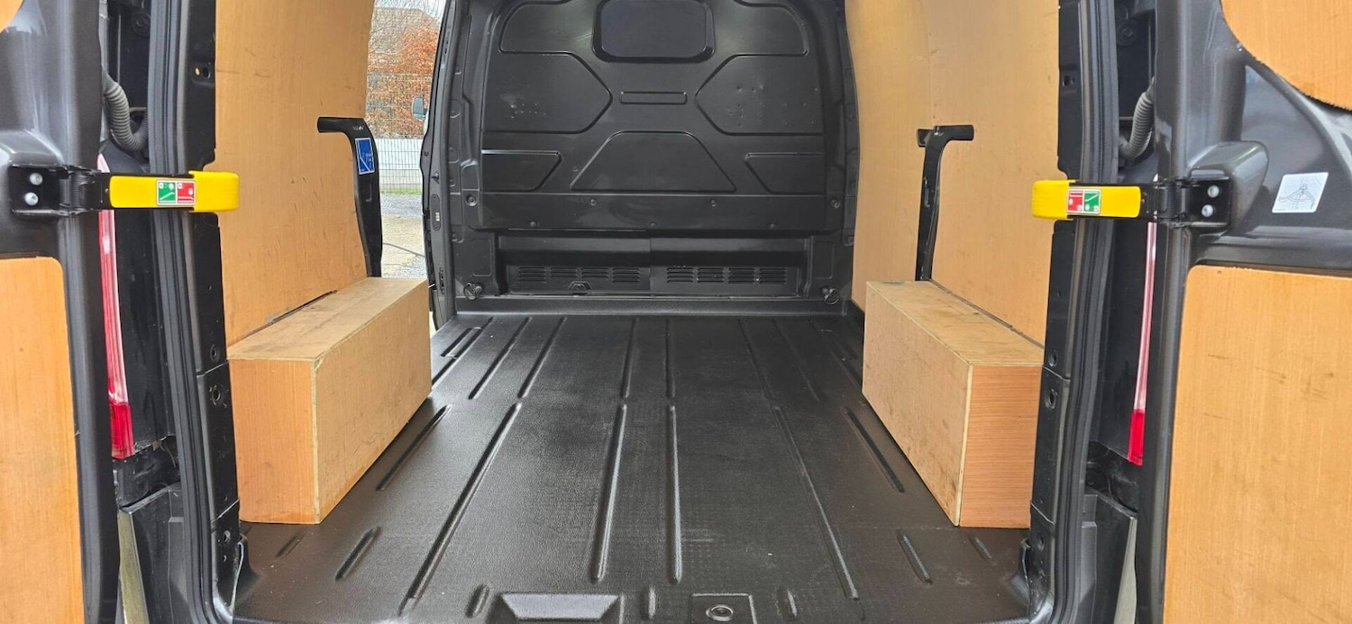 Used Ford Transit Custom 2021 for sale - 77337773: Photo 23