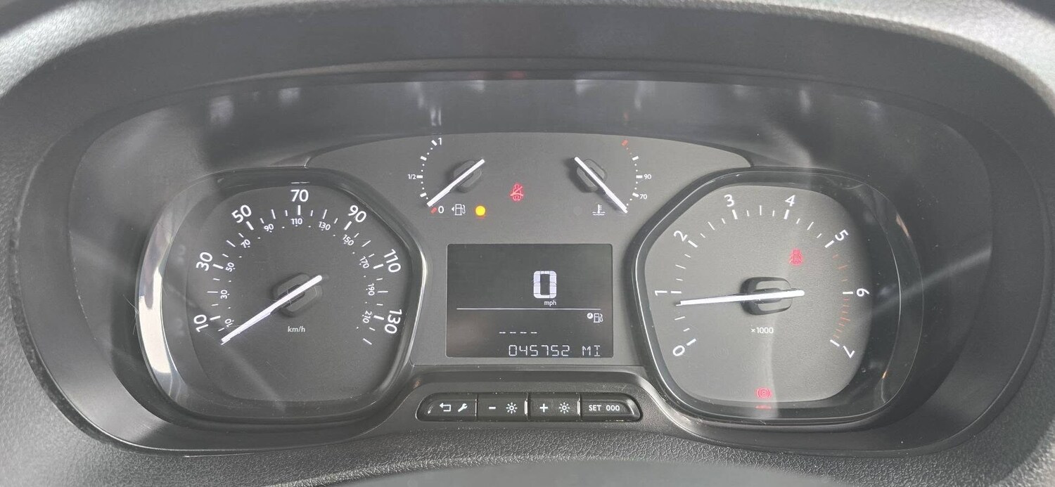 Used Vauxhall Vivaro 2022 for sale - 77557356: Photo 16
