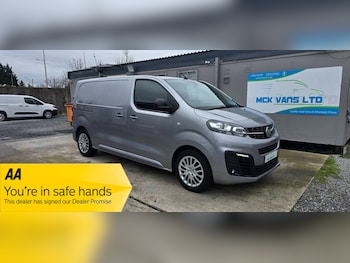 Vauxhall Vivaro feature image