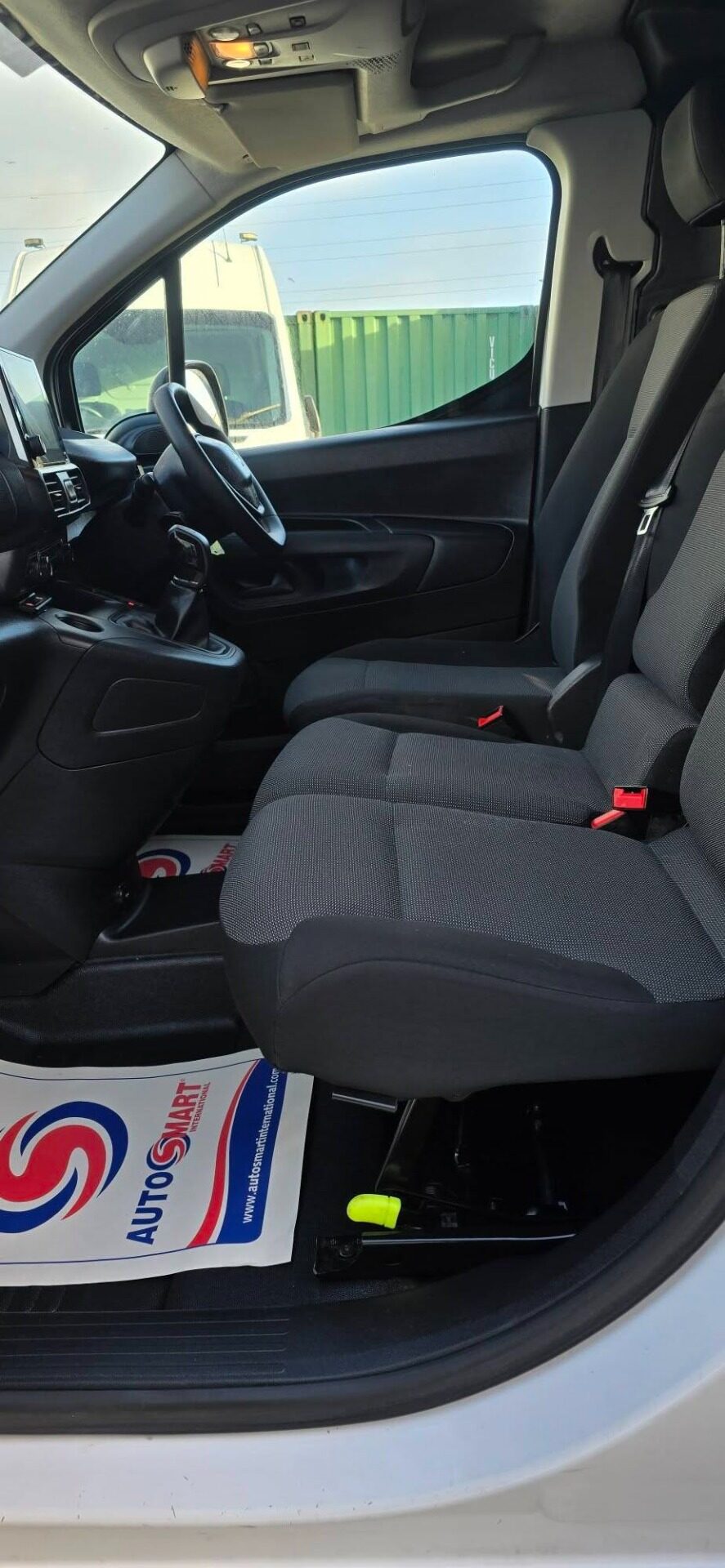 Used Peugeot Partner 2020 for sale - 76895916: Photo 9