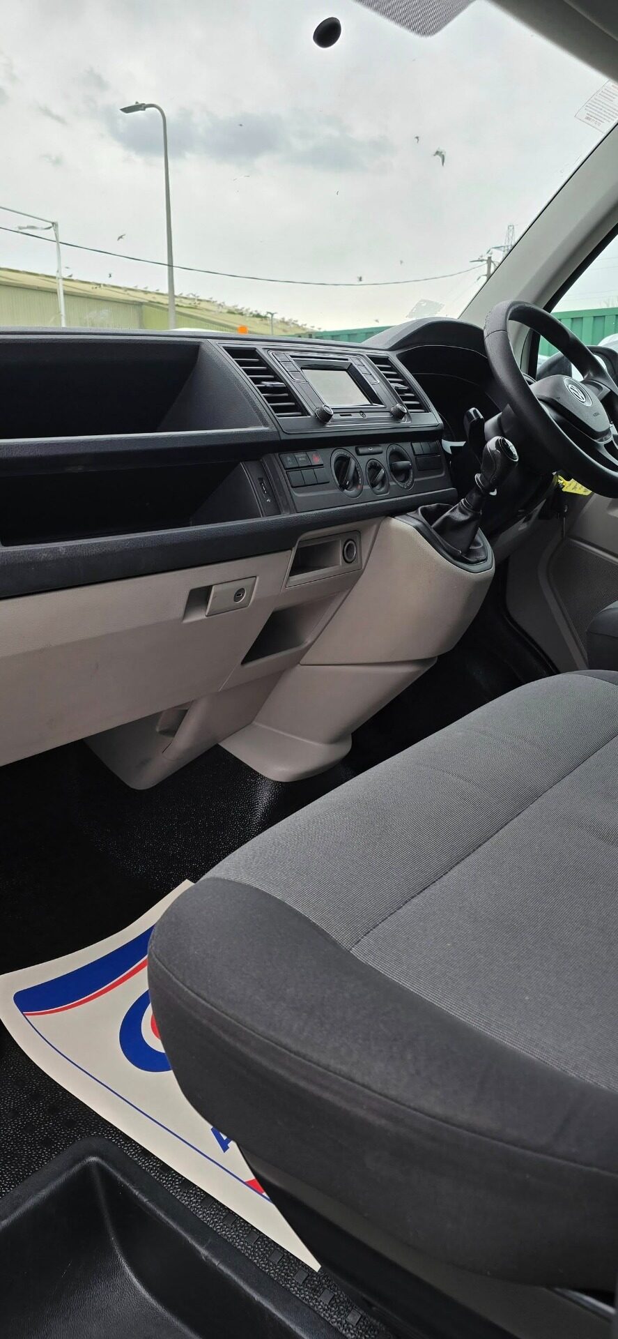 Used Volkswagen Transporter 2018 for sale - 76312231: Photo 11