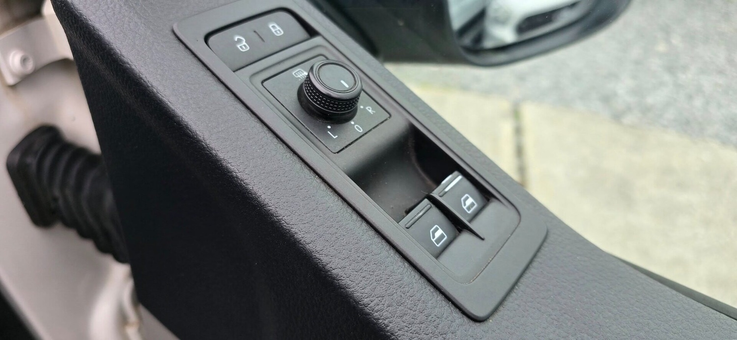 Used Volkswagen Transporter 2018 for sale - 76312231: Photo 16