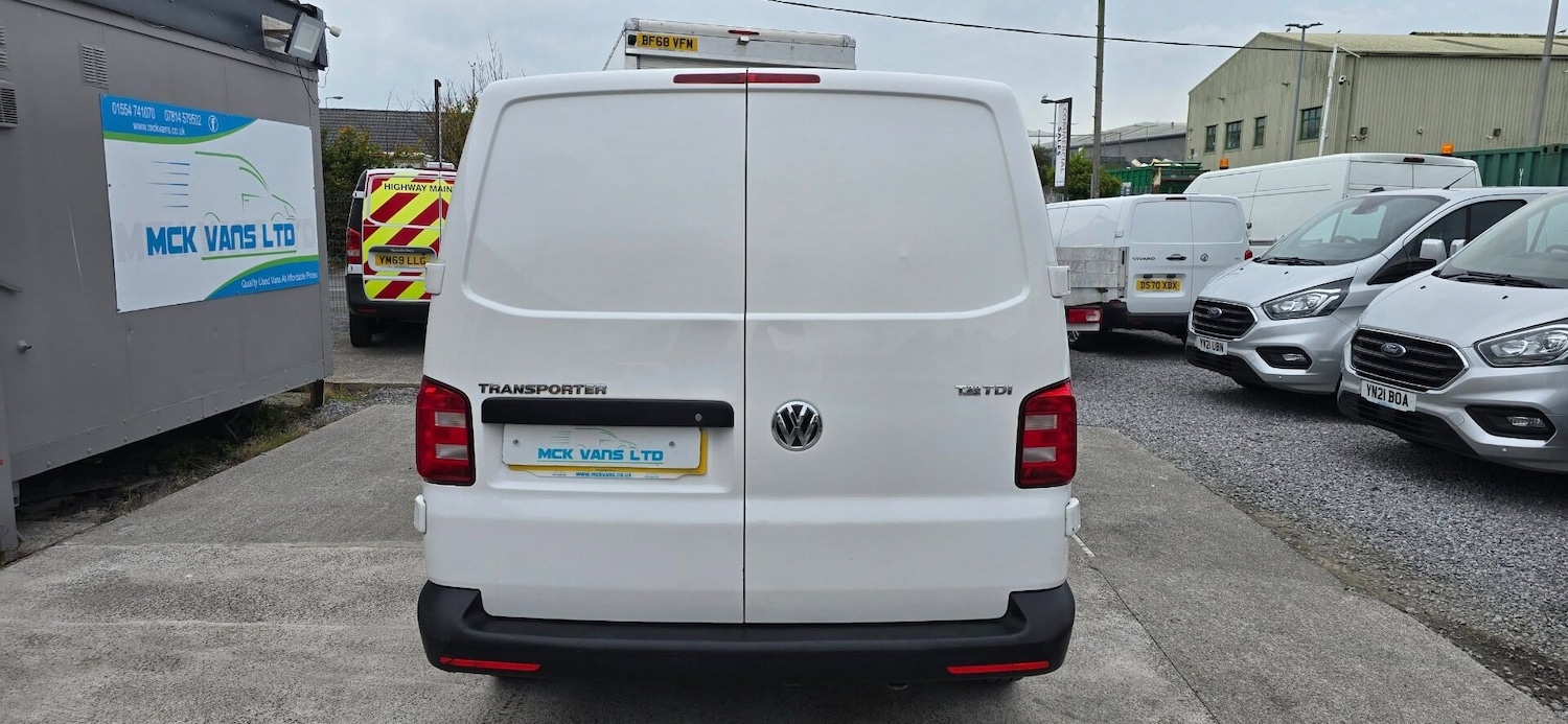 Used Volkswagen Transporter 2018 for sale - 76312231: Photo 3
