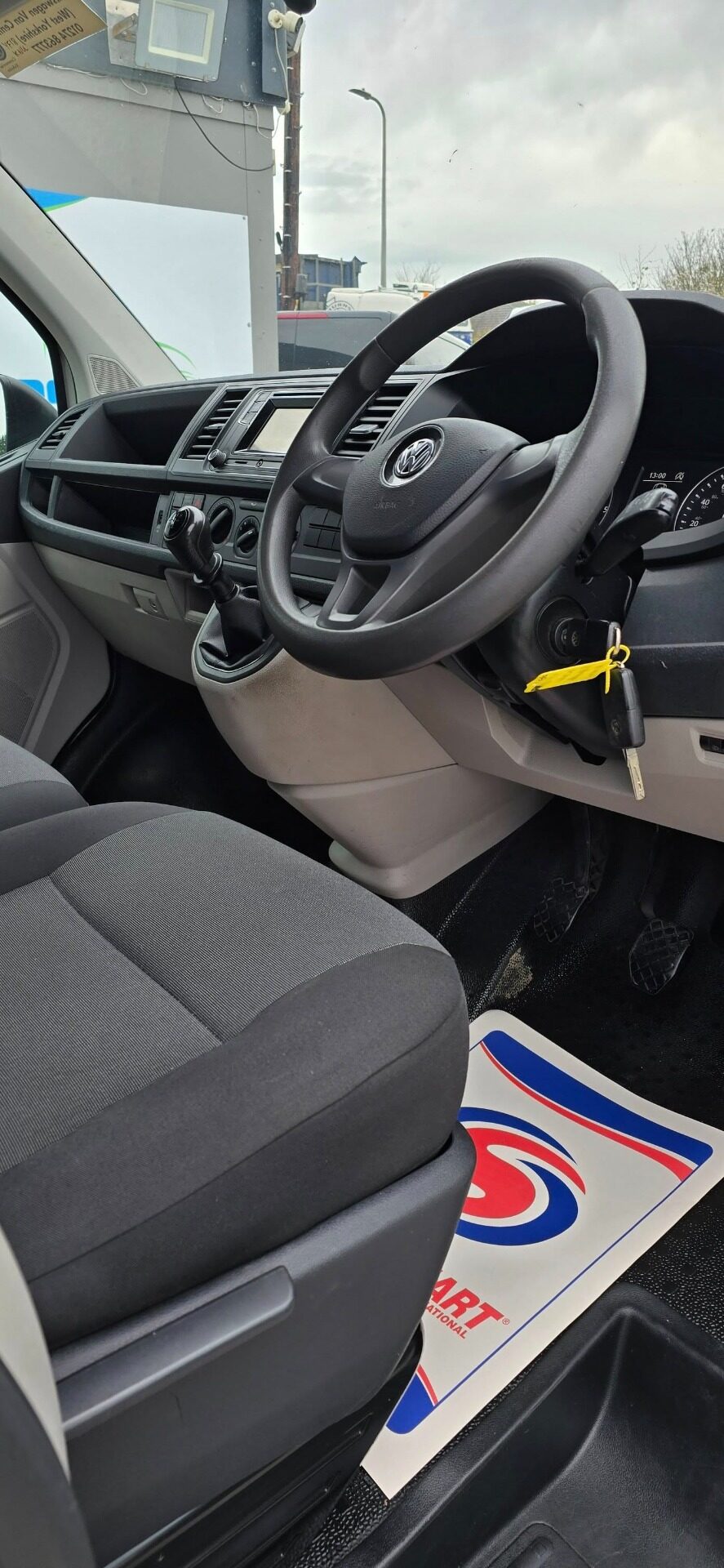 Used Volkswagen Transporter 2018 for sale - 76312231: Photo 7