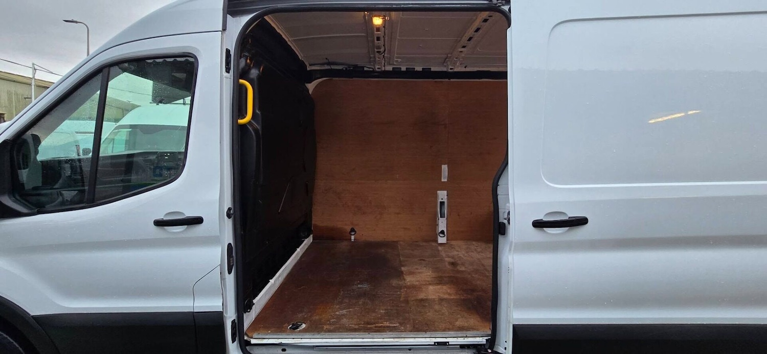 Used Ford Transit 2021 for sale - 76950062: Photo 15
