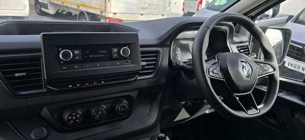 Used Renault Trafic 2022 for sale - 76301195: Photo 17
