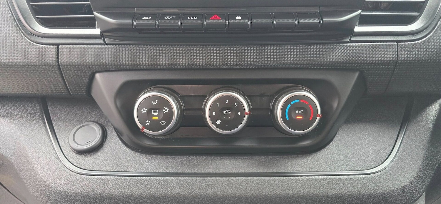 Used Renault Trafic 2023 for sale - 76478079: Photo 17