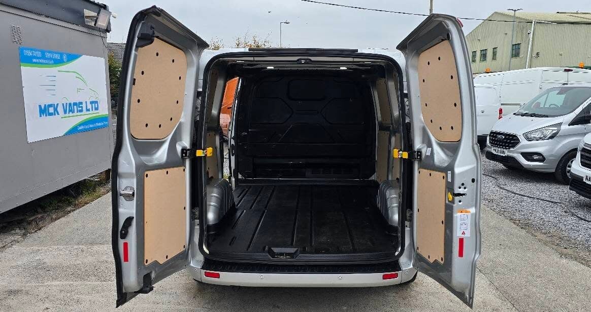 Used Ford Transit Custom 2021 for sale - 76275231: Photo 17