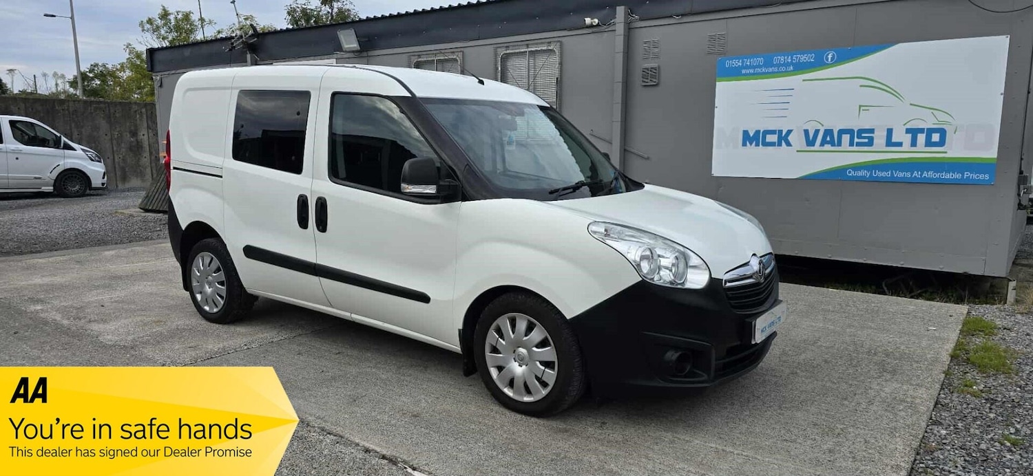 Used Vauxhall Combo 2017 for sale - 76142782: Photo 1