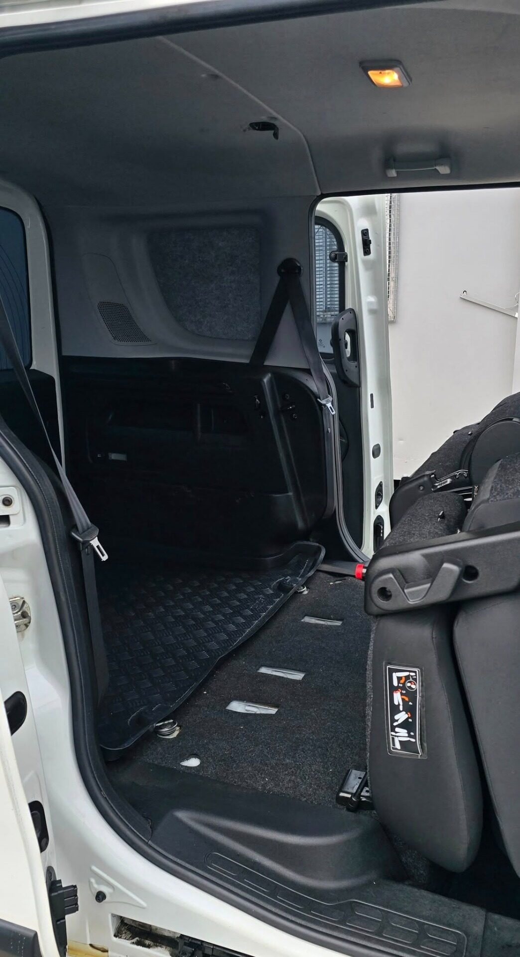 Used Vauxhall Combo 2017 for sale - 76142782: Photo 11