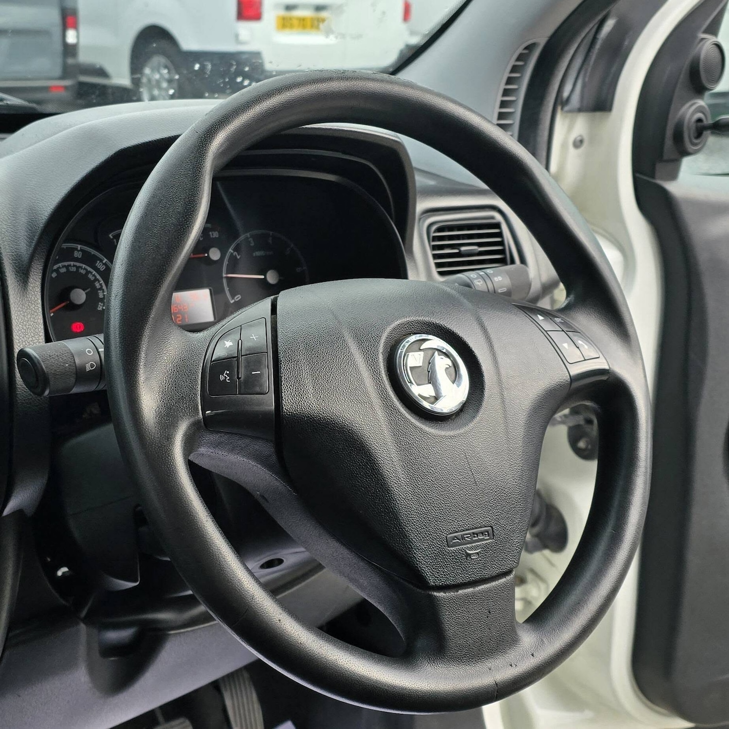 Used Vauxhall Combo 2017 for sale - 76142782: Photo 13