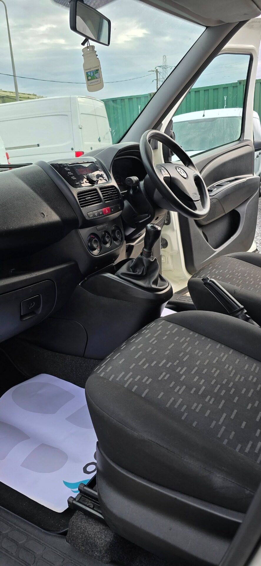 Used Vauxhall Combo 2017 for sale - 76142782: Photo 15