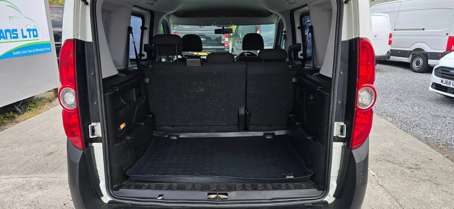 Used Vauxhall Combo 2017 for sale - 76142782: Photo 20