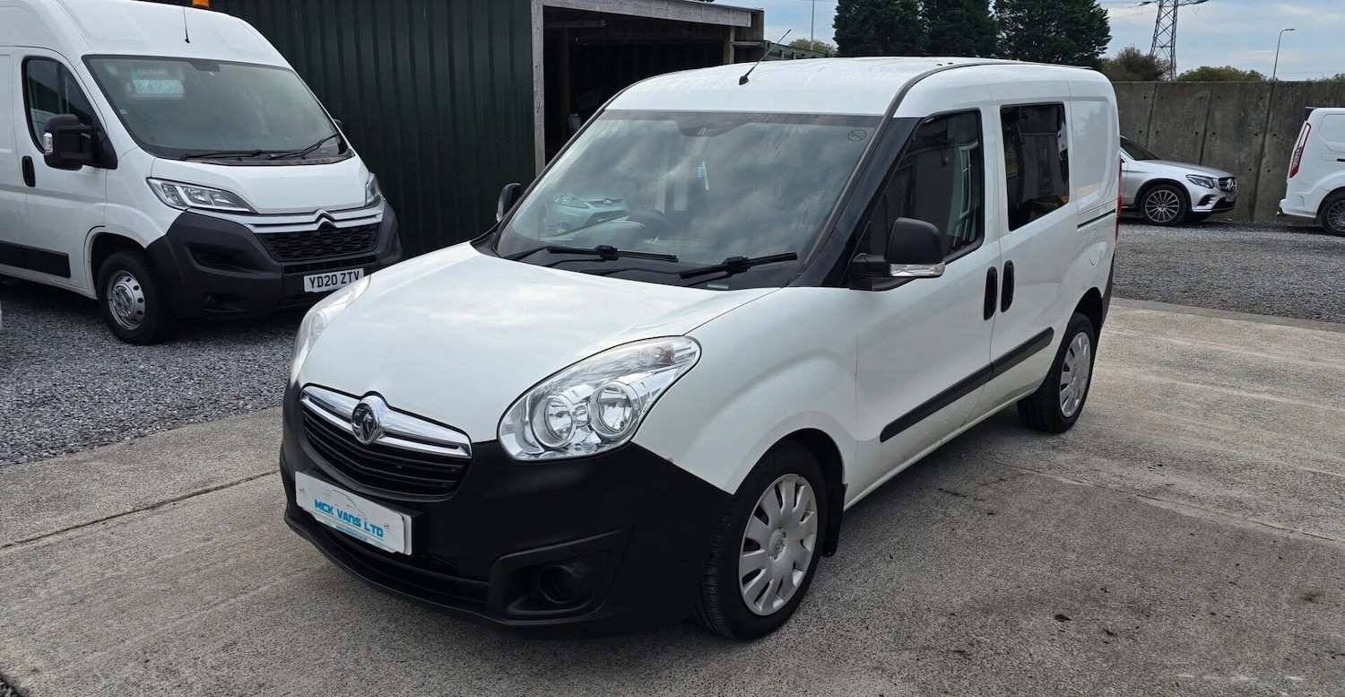 Used Vauxhall Combo 2017 for sale - 76142782: Photo 5