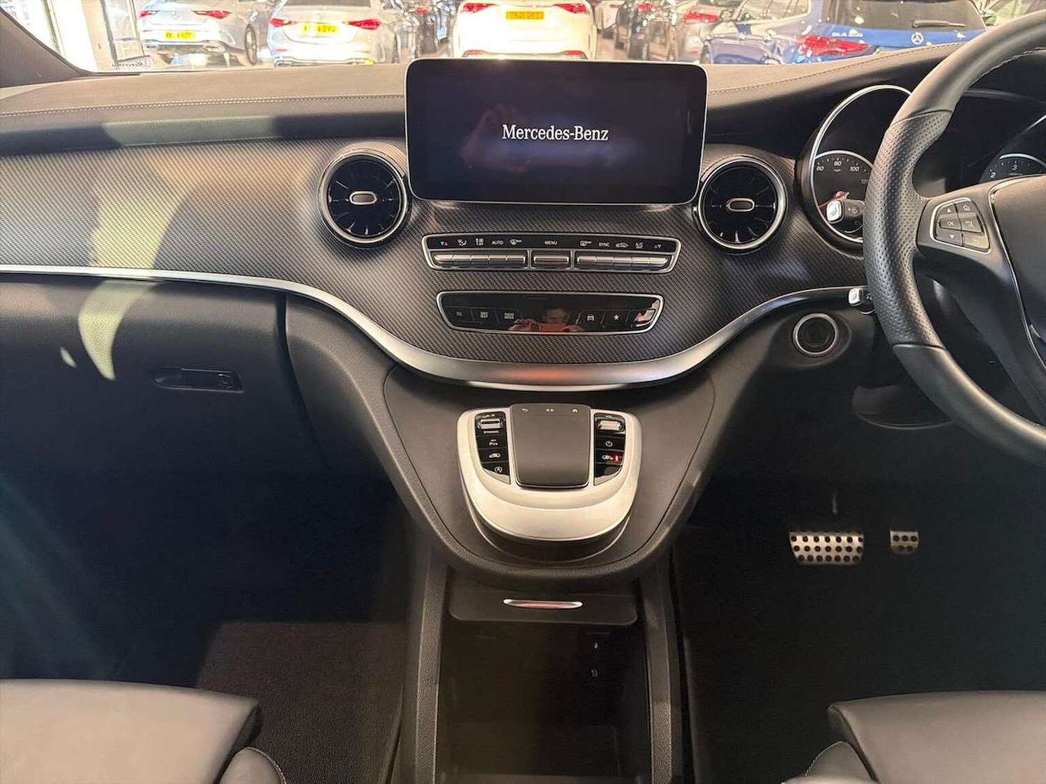 Used Mercedes-Benz V-Class 2024 for sale - 77572917: Photo 13