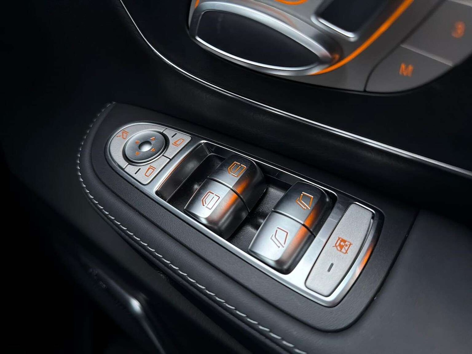 Used Mercedes-Benz V-Class 2024 for sale - 77572917: Photo 21