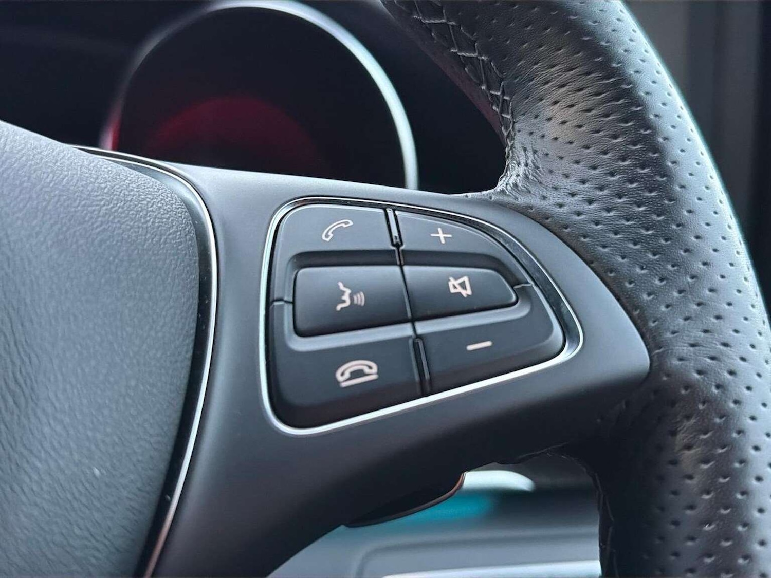 Used Mercedes-Benz V-Class 2024 for sale - 77572917: Photo 27