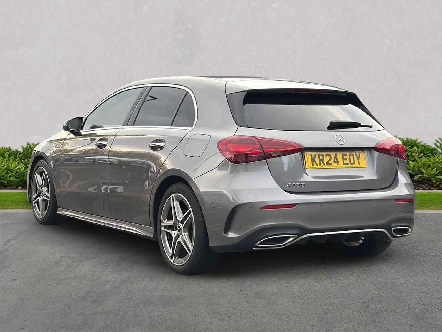 Used Mercedes-Benz A-Class 2024 for sale - 76422345: Photo 2