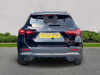 Used Mercedes-Benz GLA 2024 for sale - 76097071: Photo 4
