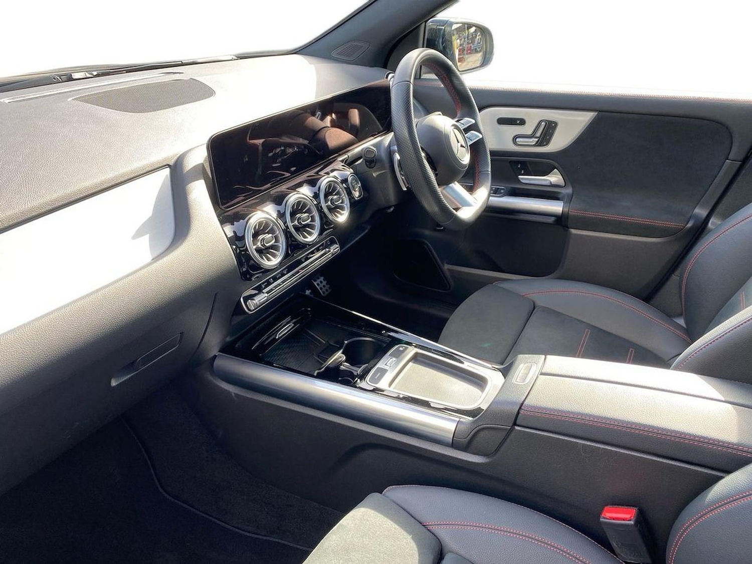 Used Mercedes-Benz GLA 2024 for sale - 76097071: Photo 7