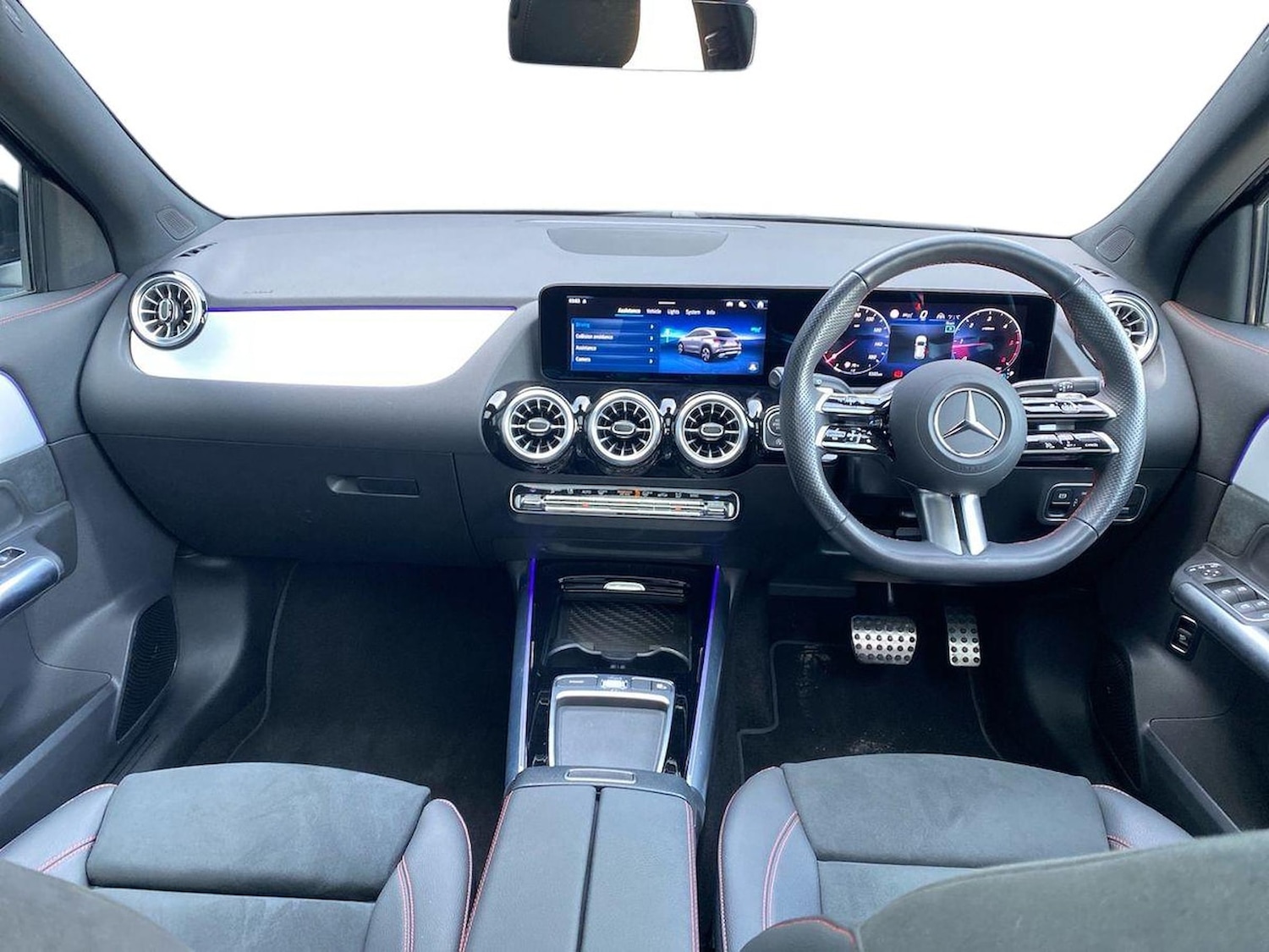 Used Mercedes-Benz GLA 2024 for sale - 76097071: Photo 8