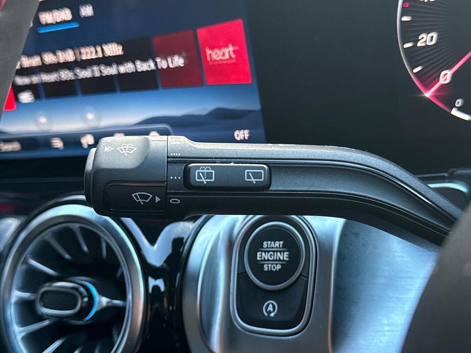 Used Mercedes-Benz GLB 2024 for sale - 76490520: Photo 30