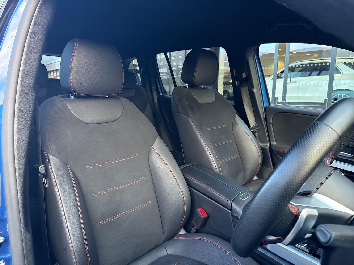 Used Mercedes-Benz GLB 2024 for sale - 76490520: Photo 42