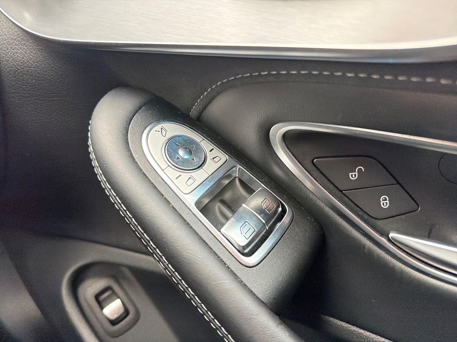 Used Mercedes-Benz C Class 2018 for sale - 76554300: Photo 21