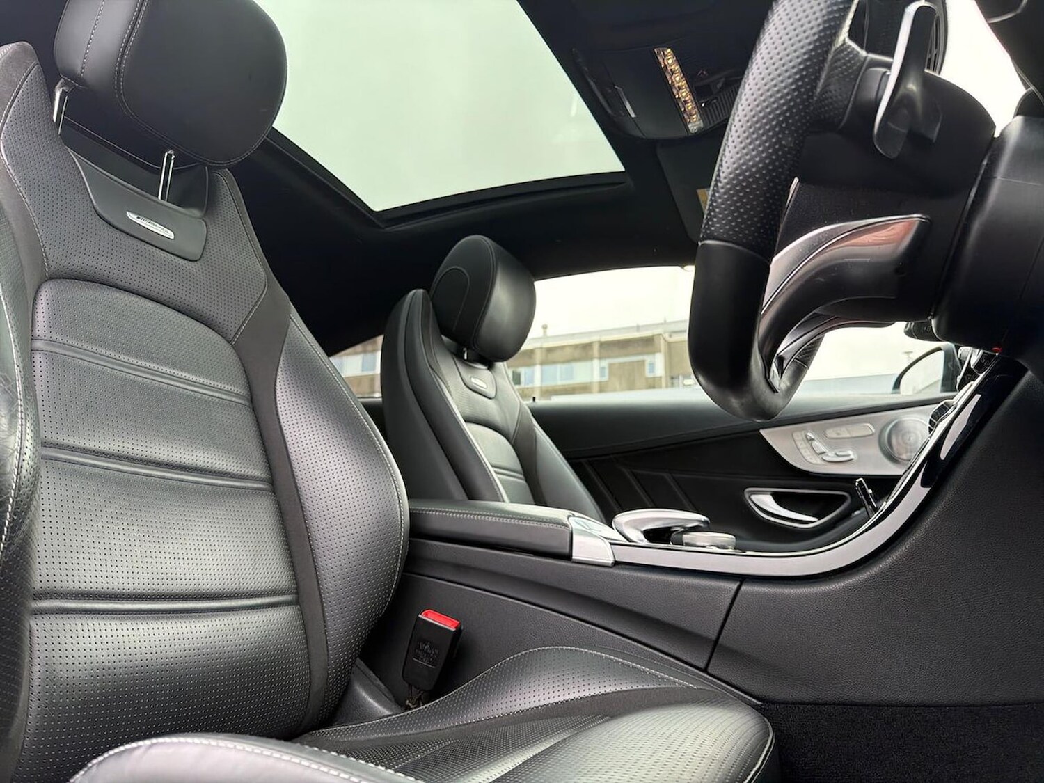 Used Mercedes-Benz C Class 2018 for sale - 76554300: Photo 37