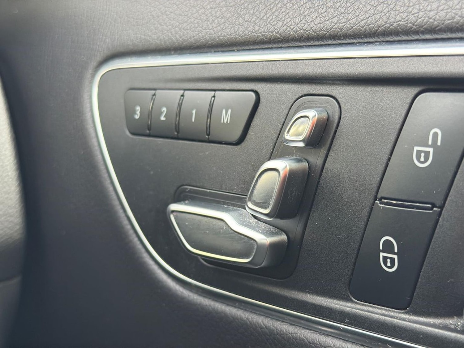 Used Mercedes-Benz GLA 2018 for sale - 76974573: Photo 30