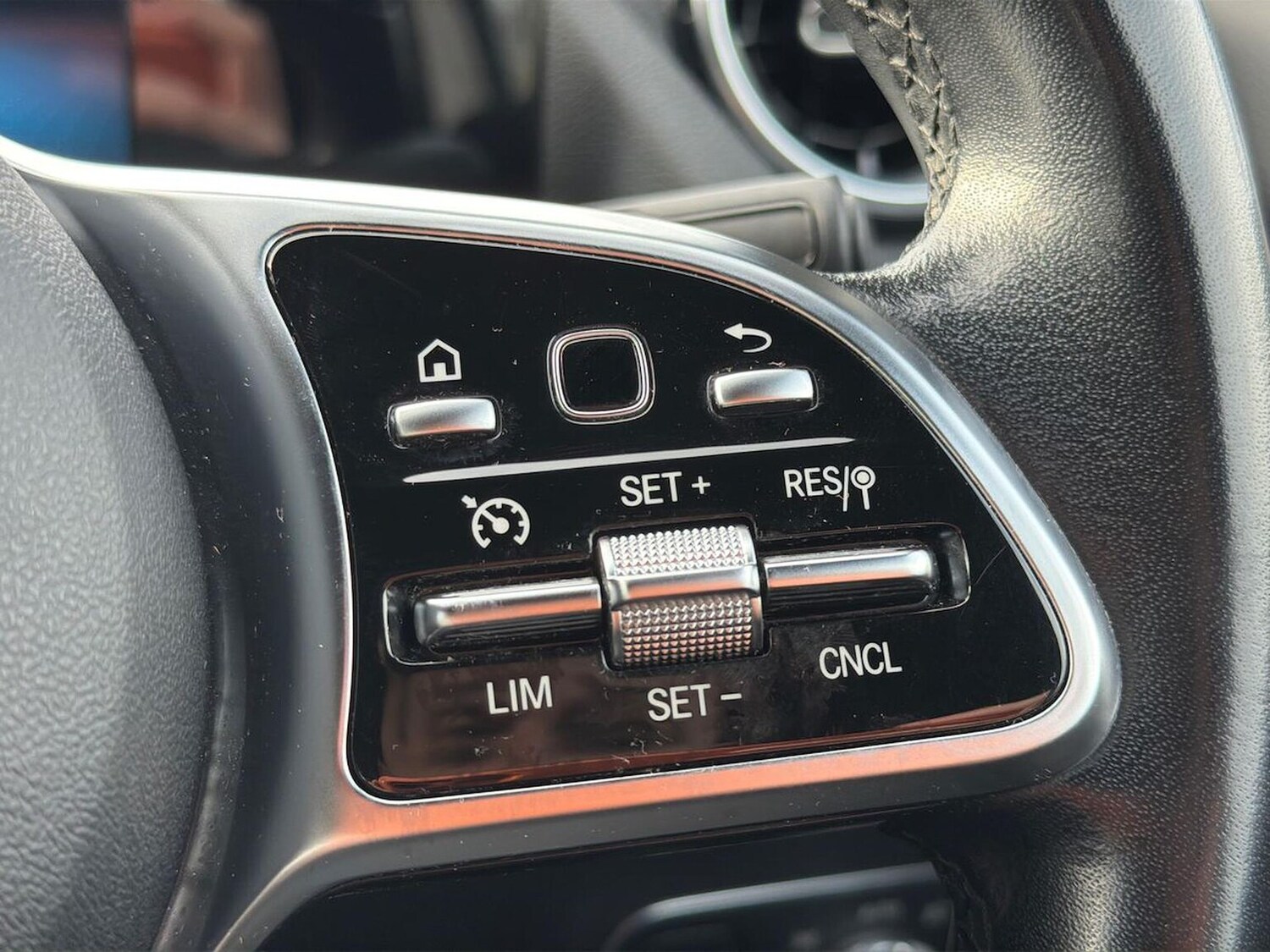 Used Mercedes-Benz GLA 2021 for sale - 76693334: Photo 27