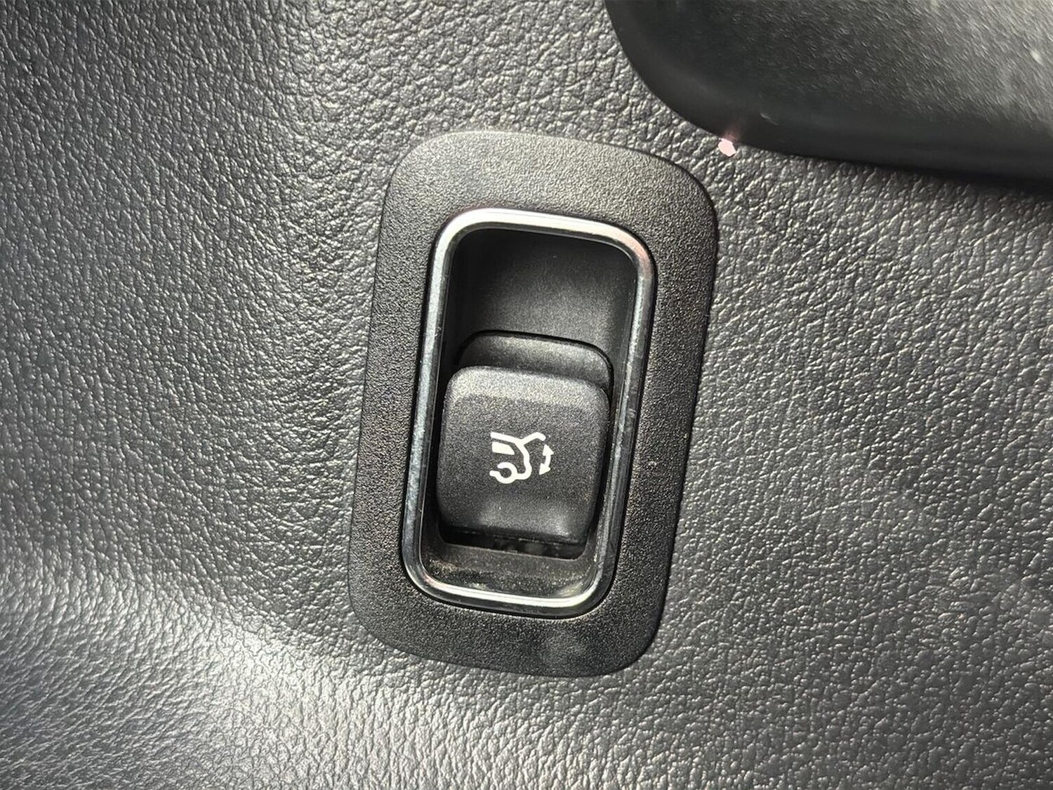 Used Mercedes-Benz GLA 2021 for sale - 76693334: Photo 31