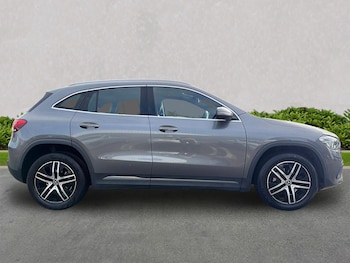 Used Mercedes-Benz GLA 2021 for sale - 76693334: Photo
