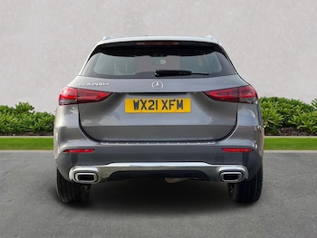 Used Mercedes-Benz GLA 2021 for sale - 76693334: Photo