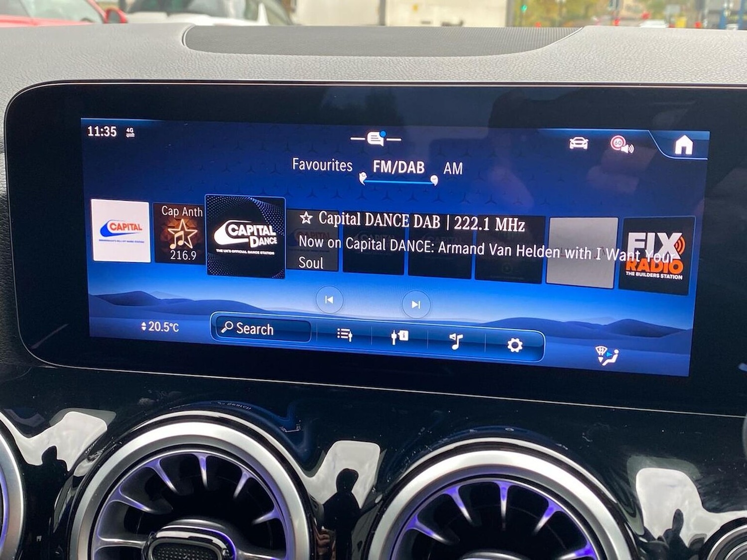 Used Mercedes-Benz GLA 2024 for sale - 76422344: Photo 25