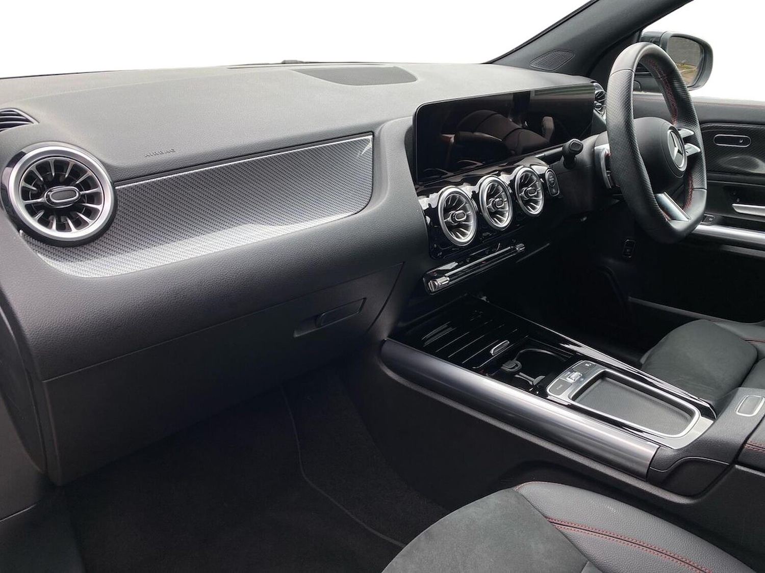 Used Mercedes-Benz GLA 2024 for sale - 76422344: Photo 7