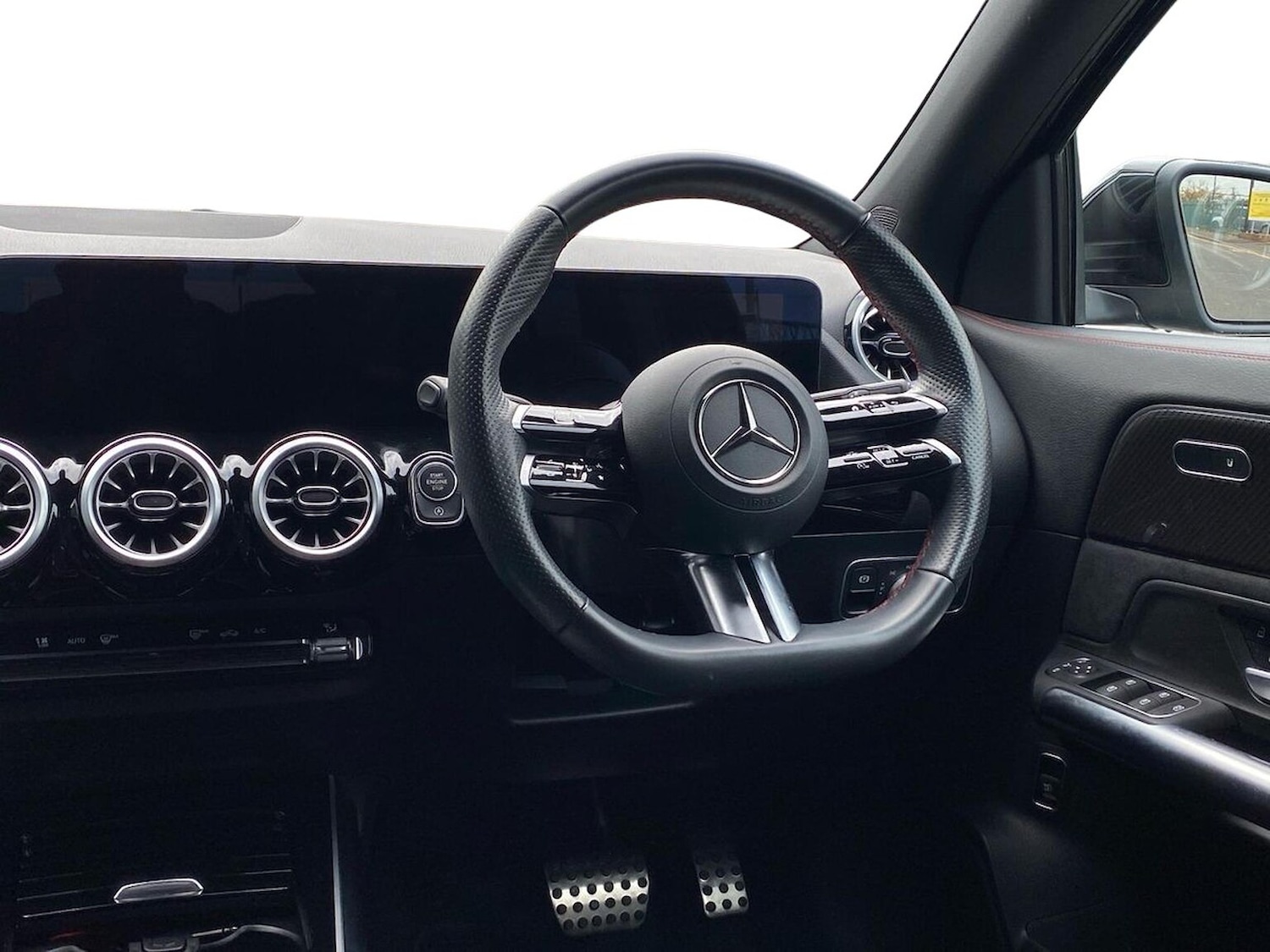 Used Mercedes-Benz GLA 2024 for sale - 76422344: Photo 9