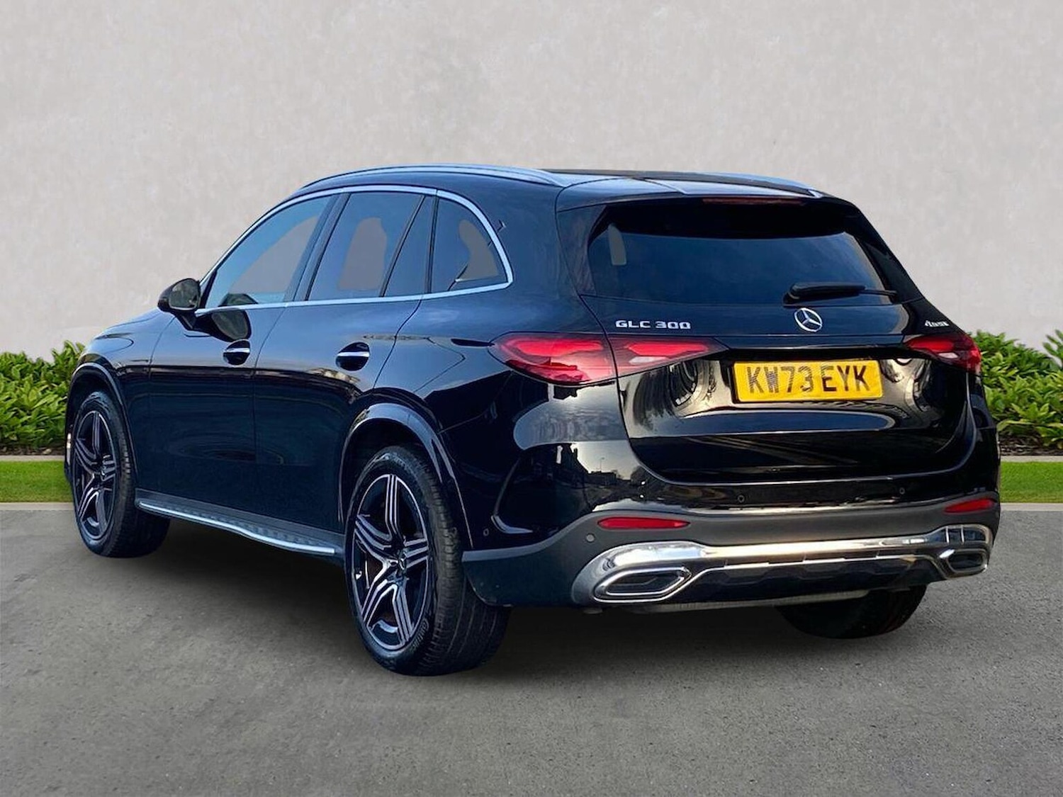 Used Mercedes-Benz GLC 2023 for sale - 77488378: Photo 2