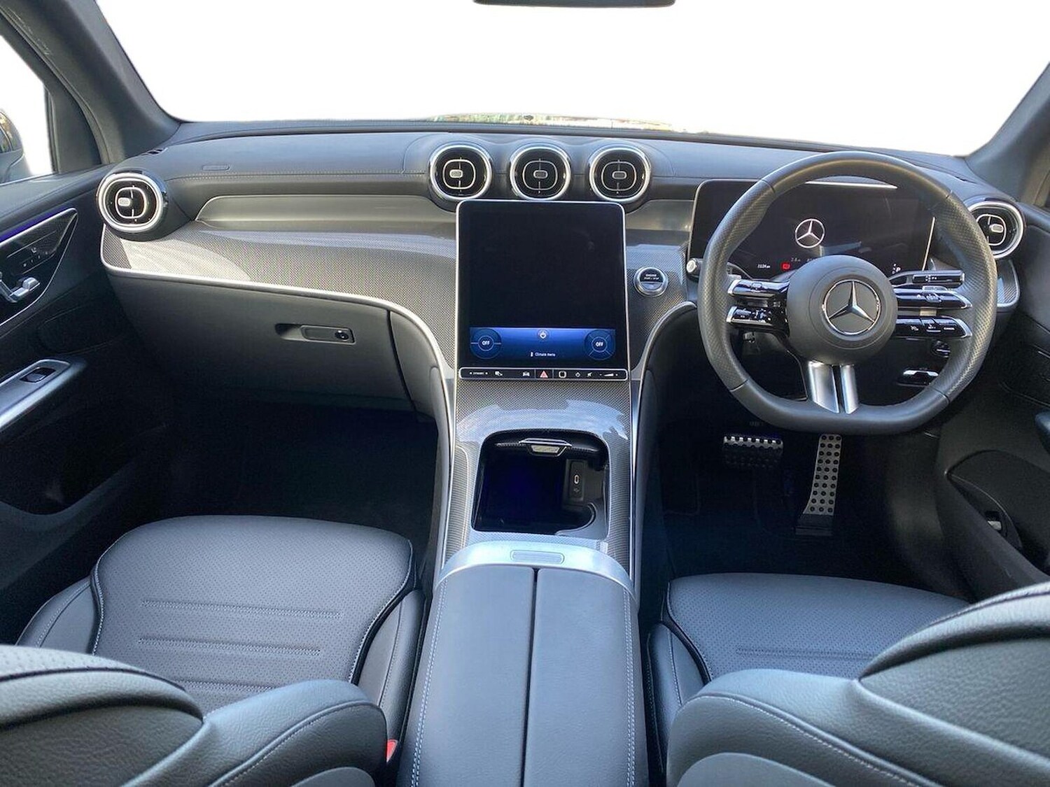 Used Mercedes-Benz GLC 2023 for sale - 77488378: Photo 8