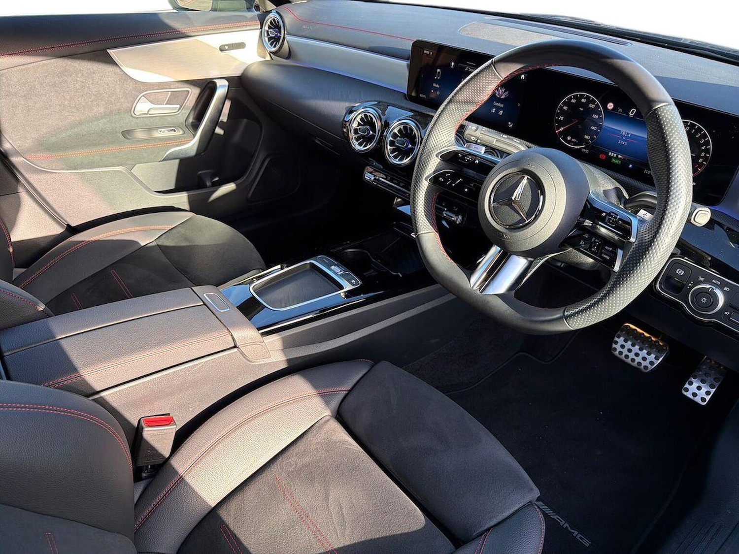 Used Mercedes-Benz CLA 2023 for sale - 76363384: Photo 15