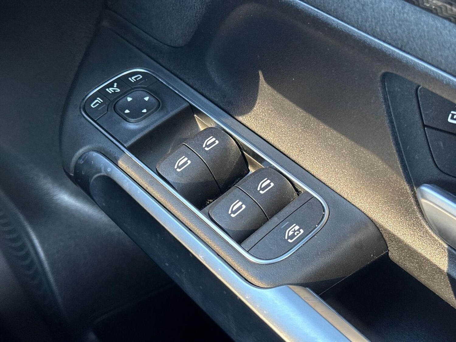 Used Mercedes-Benz GLB 2023 for sale - 77488381: Photo 21