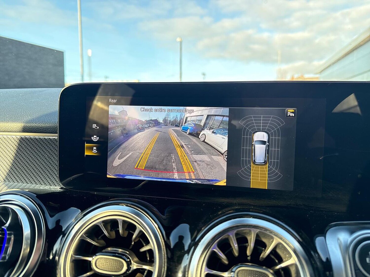 Used Mercedes-Benz GLB 2023 for sale - 77488381: Photo 23