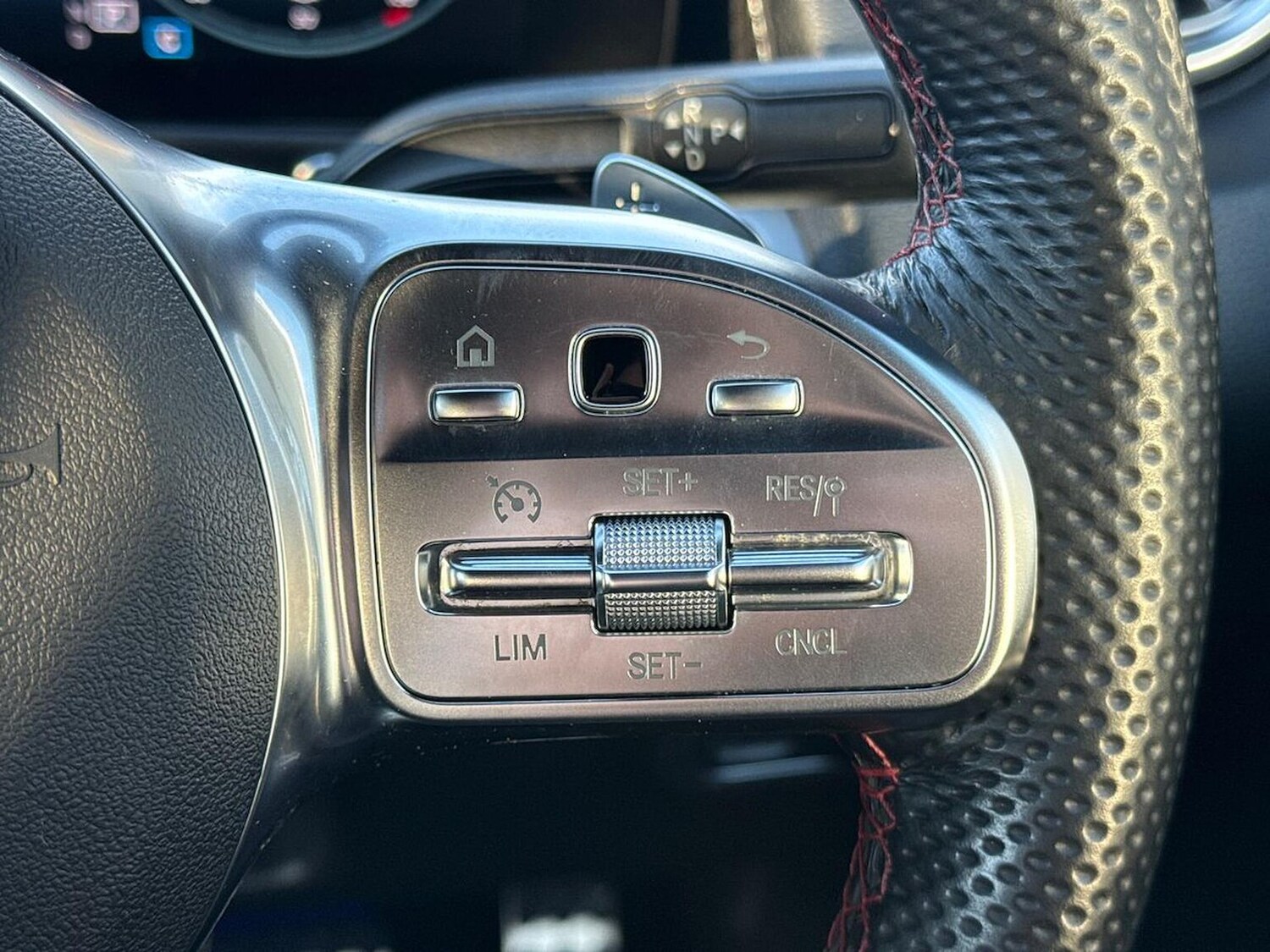 Used Mercedes-Benz GLB 2023 for sale - 77488381: Photo 27