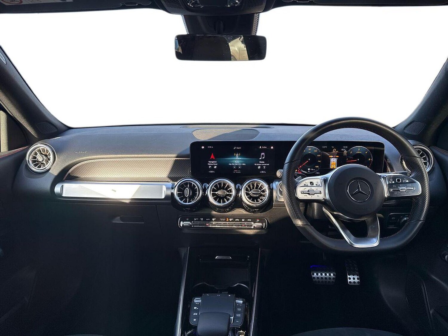 Used Mercedes-Benz GLB 2023 for sale - 77488381: Photo 8