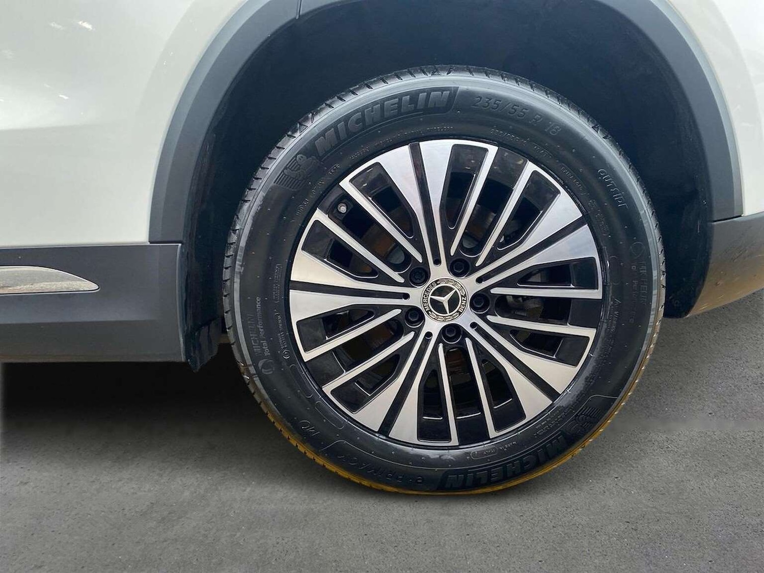 Used Mercedes-Benz EQA 2024 for sale - 77629356: Photo 6