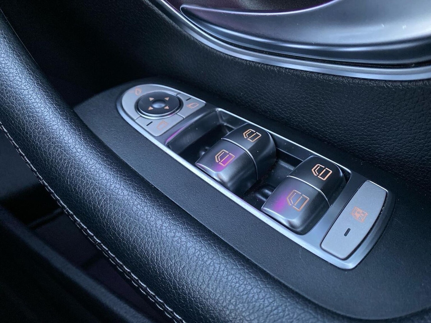 Used Mercedes-Benz E Class 2022 for sale - 76627989: Photo 21