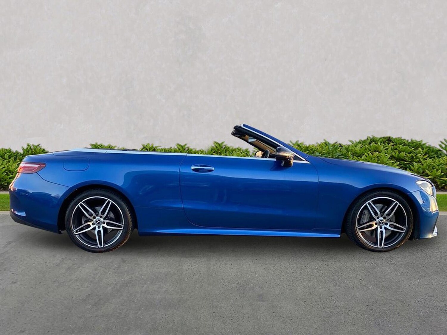 Used Mercedes-Benz E Class 2022 for sale - 76627989: Photo 3