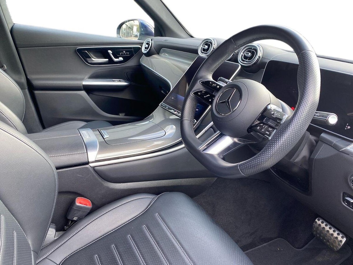 Used Mercedes-Benz GLC 2024 for sale - 76376805: Photo 15