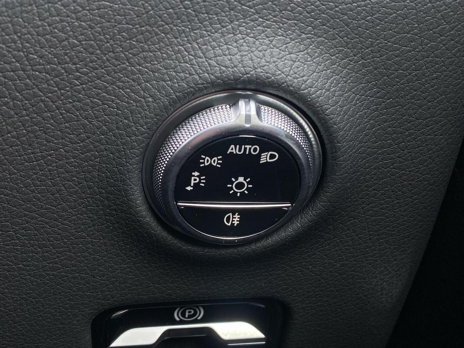 Used Mercedes-Benz GLC 2024 for sale - 76376805: Photo 22